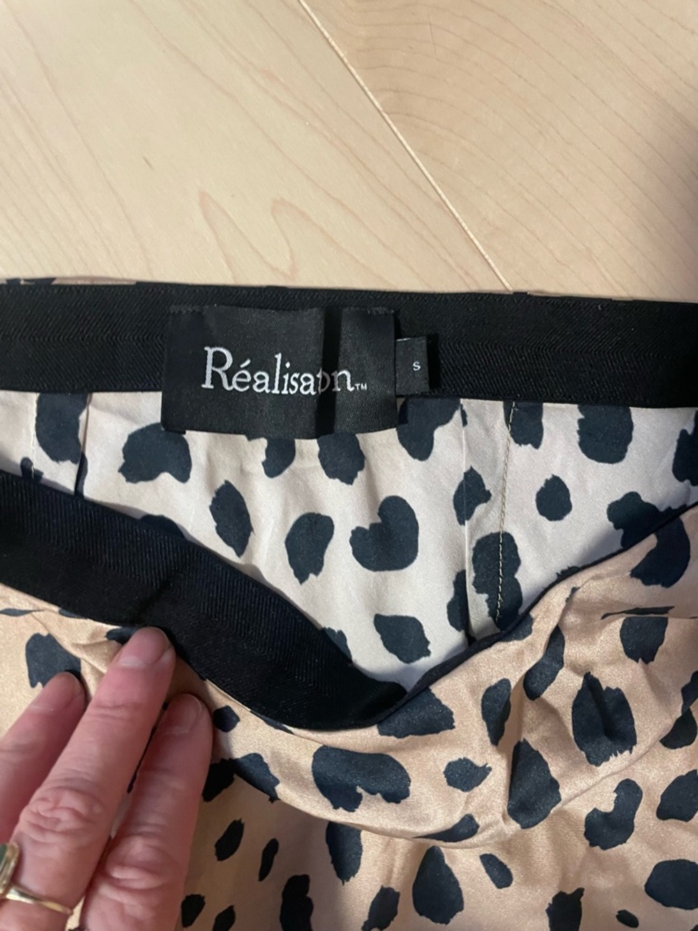 Realisation Leopard -Spot Midi Skirt - Tan & Black - Picture 3 of 3
